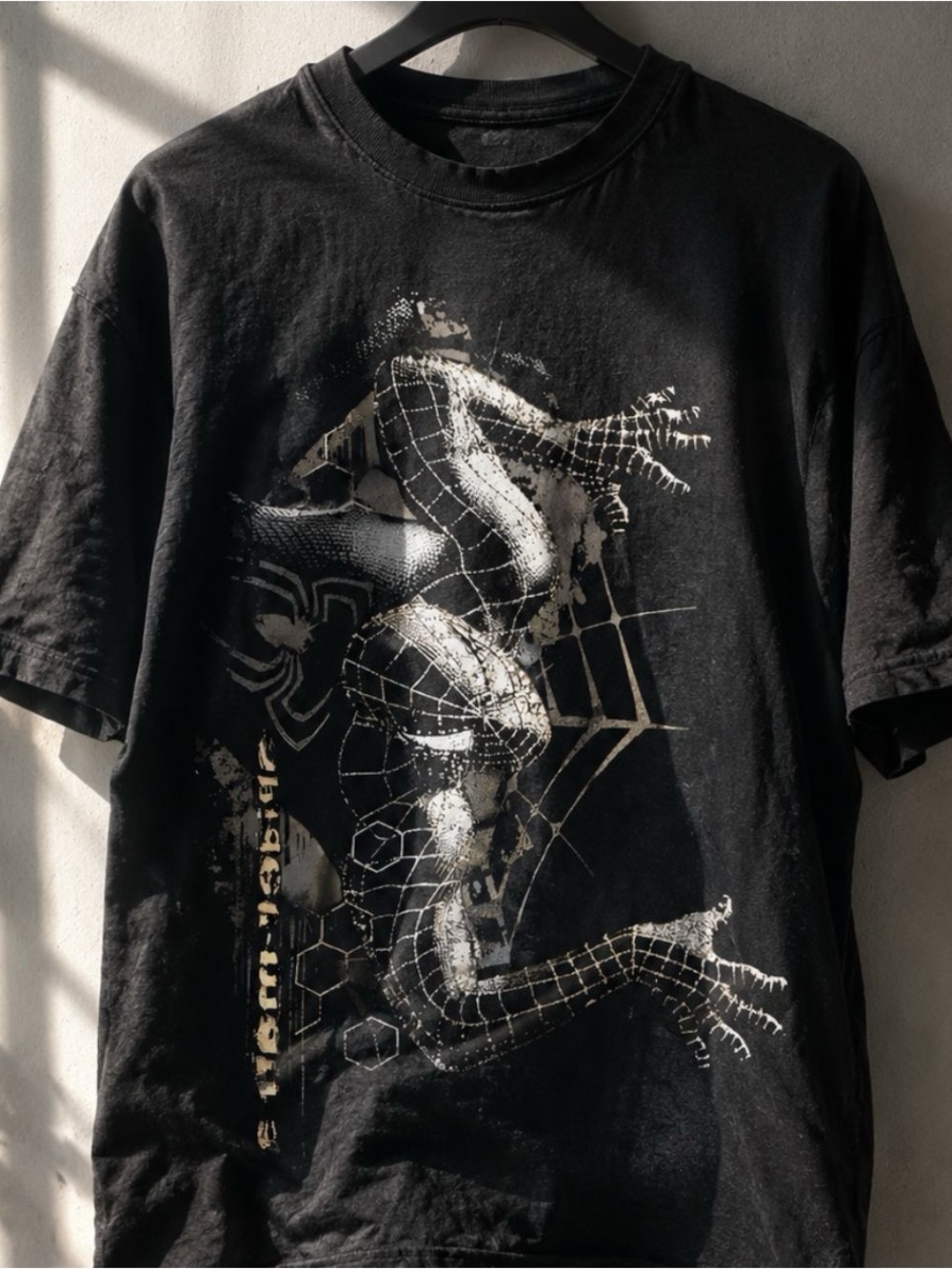 Gildan Black Graphic Snake Short Sleeve Tee